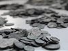 30 denarios y más de 2.000 monedas de plata del siglo XVII
