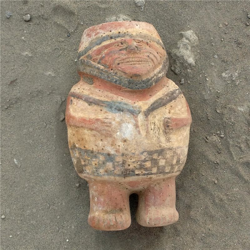 Niños sin pies y otros enterramientos rituales aparecen en un cementerio chimú-inca