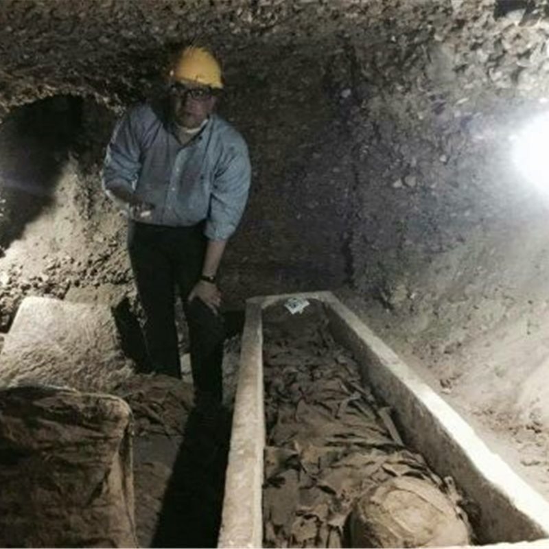 Unos corredores subterráneos ocultaban 17 momias del período tardío de Egipto