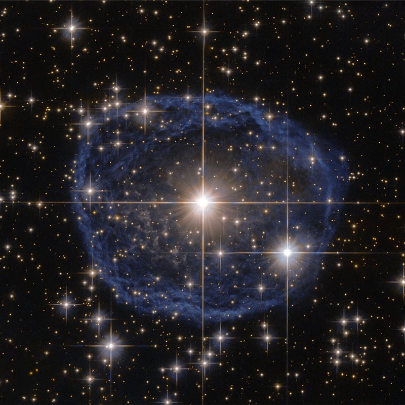 Una burbuja azul cósmica