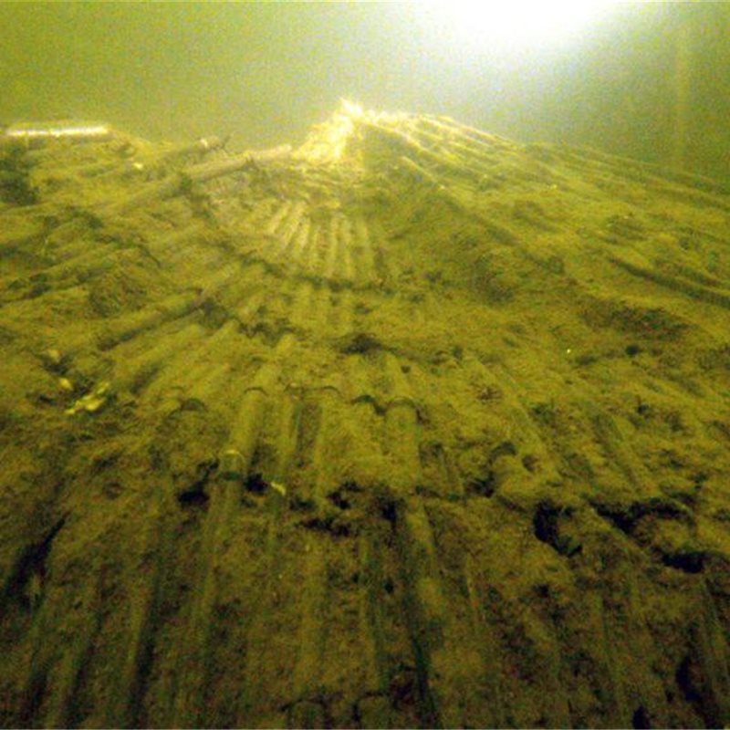 Un objeto extraño en las profundidades del lago Lednica