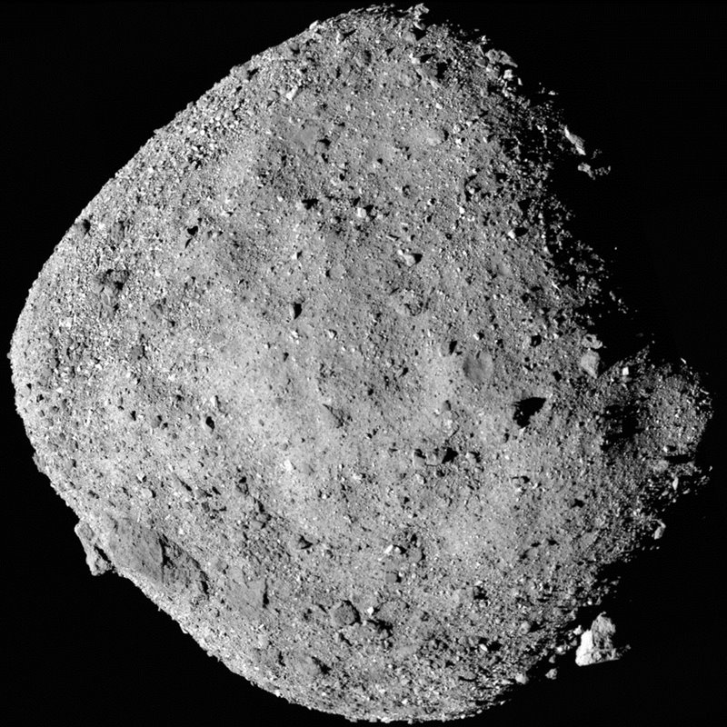 La sonda espacial OSIRIS-REx ha detectado indicios de agua en el asteroide Bennu
