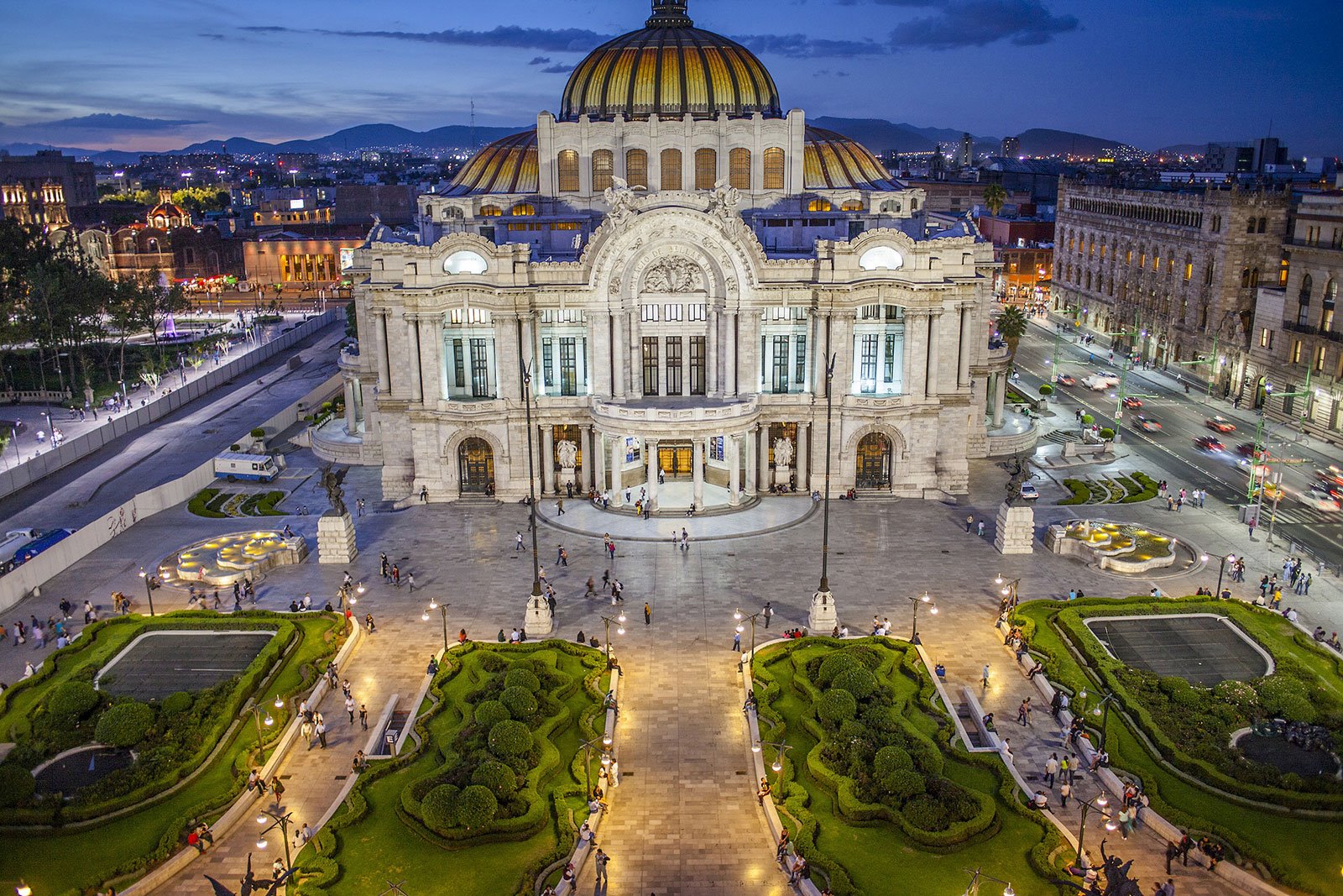 Ciudad mexico. Столица Мехико Сити. Мексика Мехико. Исторический центр Мехико. Мехико Сити центр.