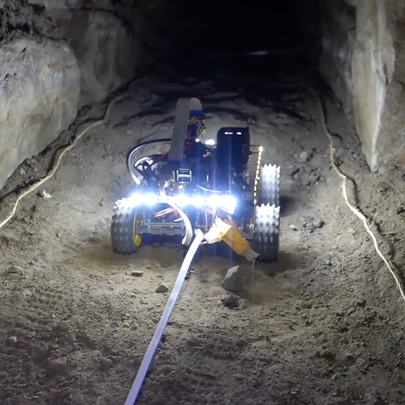 Utilizan robots para explorar el yacimiento de Chavín de Huántar en Perú