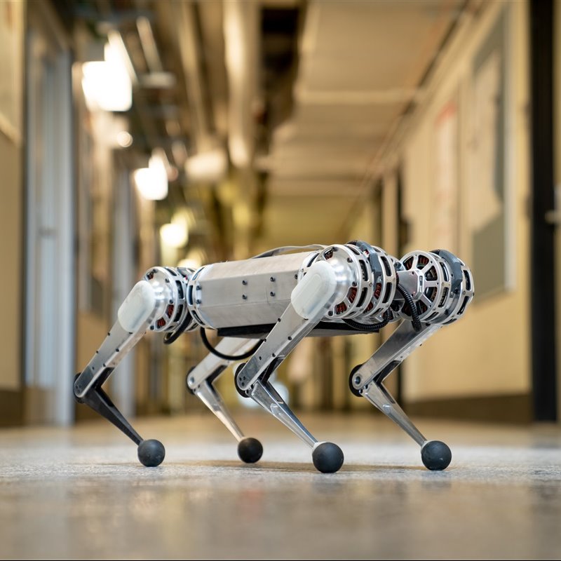 Mini Cheetah, el primer robot acróbata