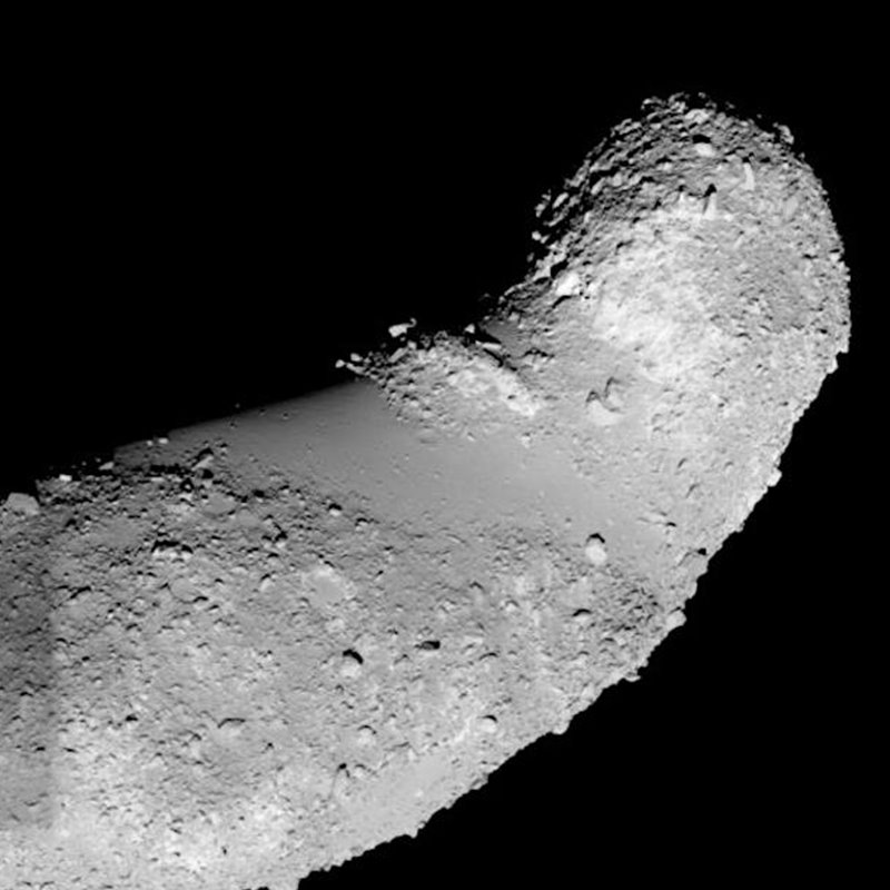 Hallan agua en las muestras del asteroide Itokawa