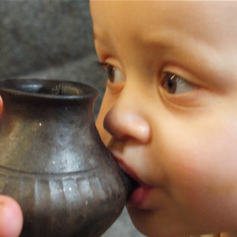 Los bebés prehistóricos ya se alimentaban con biberón