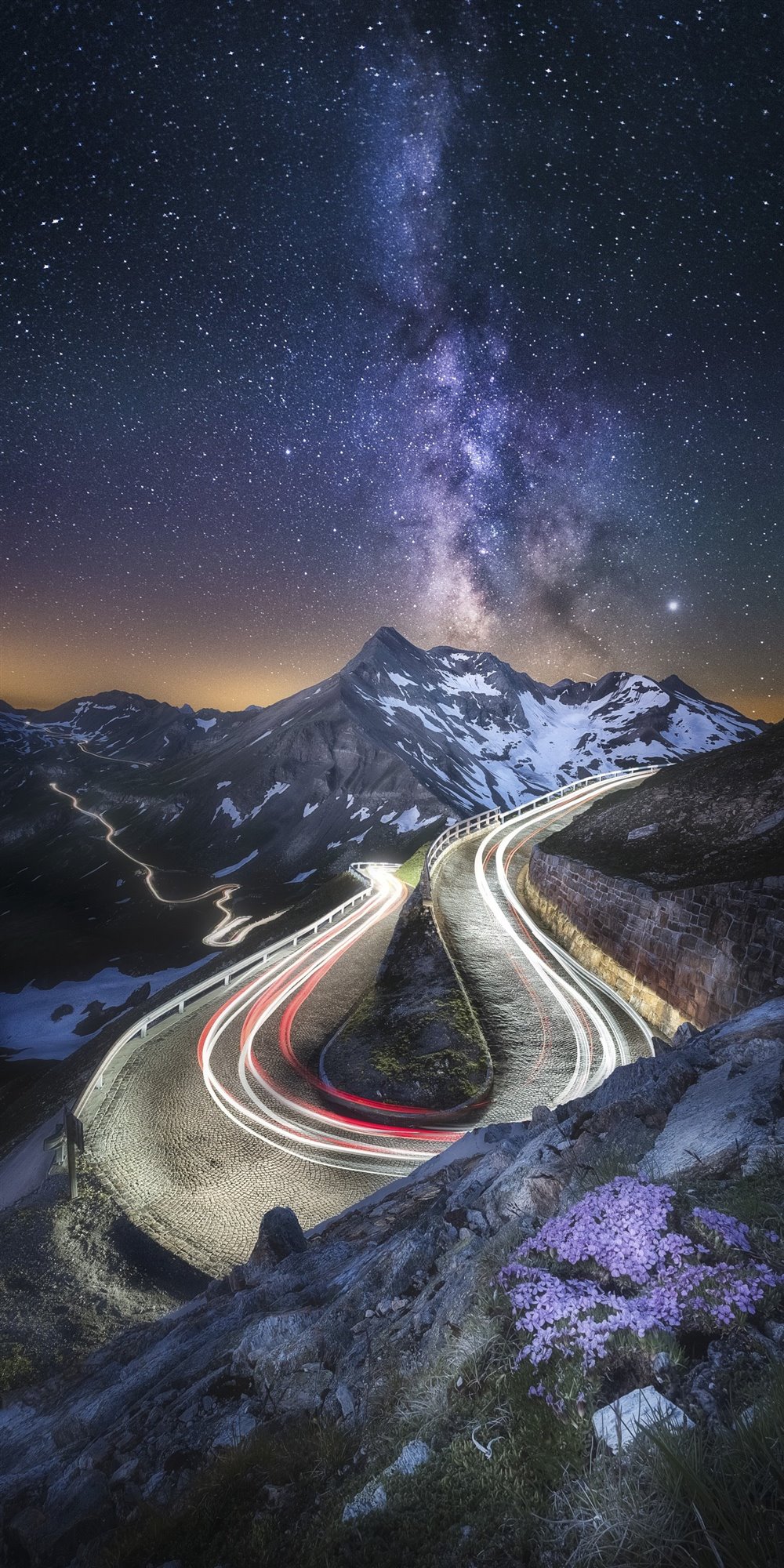 milky-way-grossglockner-high-alpine-road_1084112e_1000x2000.jpg