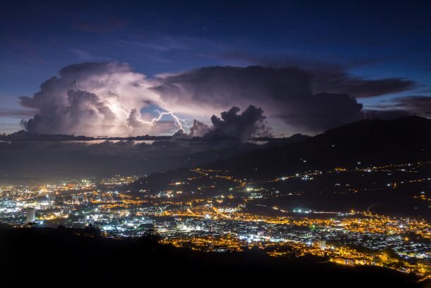 andean-display-of-lights_8e88d058_610x407.jpg