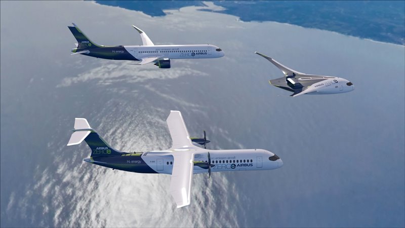 Vista de los tres nuevos aviones basados en reactores, turbohélices, y un tercero denominado ‘cuerpo de ala mixta’, en el que las alas se fusionan con el cuerpo principal de la aeronave.