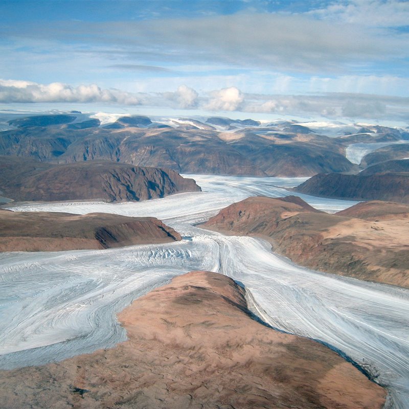Un estudio consigue catalogar 800 lagos subglaciales en 2022