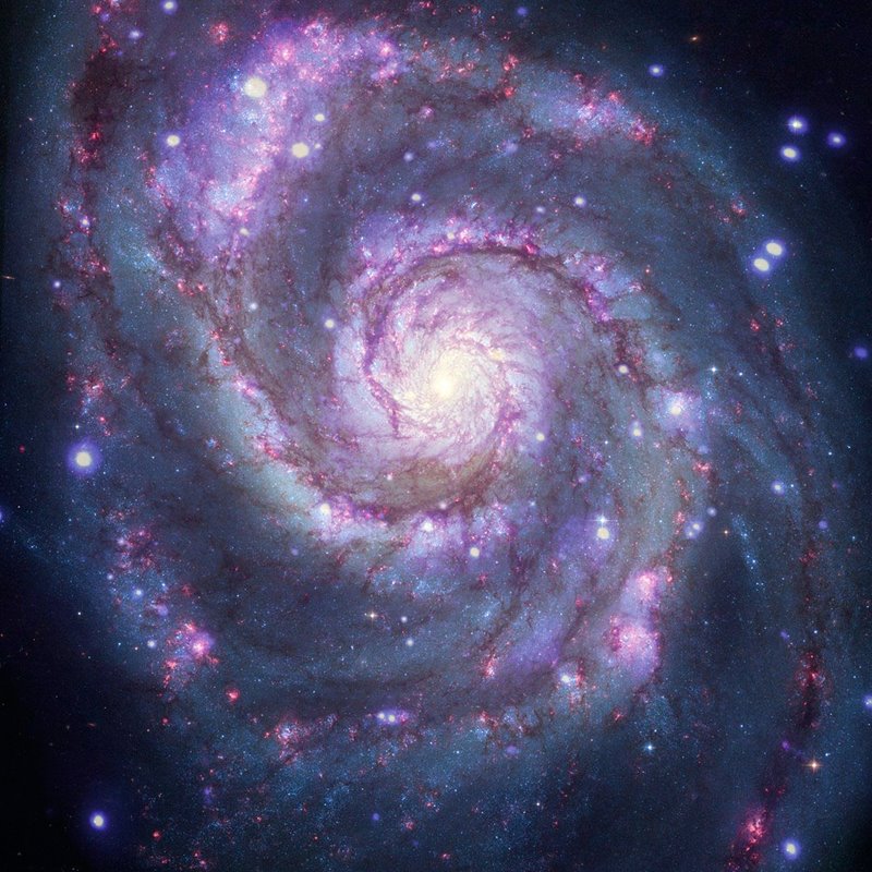 Descubren un anillo gigante de estrellas en el centro de la Vía Láctea