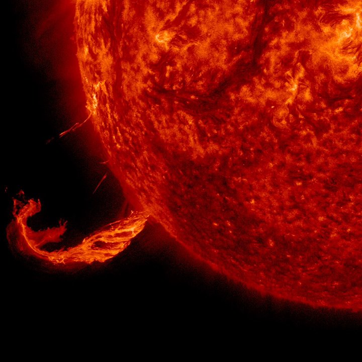 Eyección de masa coronal en el Sol