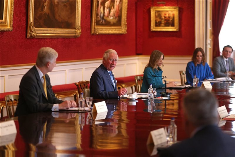 El antiguo Príncipe de Gales y actual rey del Reino Unido, Carlos III, durante un evento de sostenibilidad y participación del G7 en St James's Palace en Londres en junio de 2021.