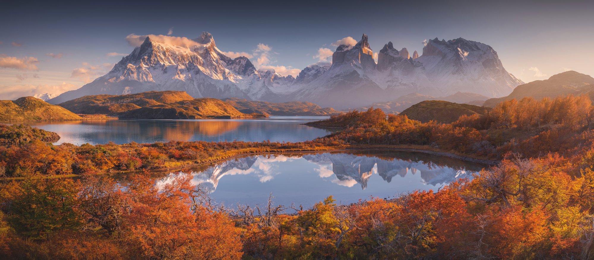dressed-in-autumn_fa8f6581_221201173106_2000x876.jpg
