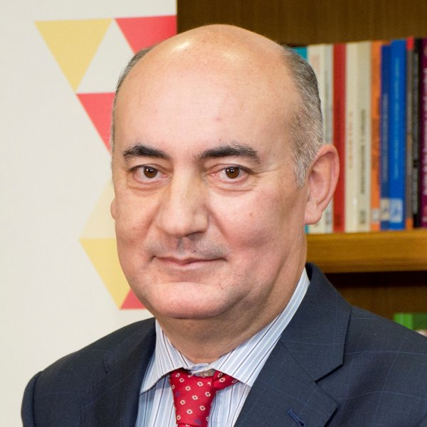 Gabriel Pinto, asesor