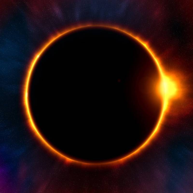 Así ocurre un eclipse híbrido de Sol