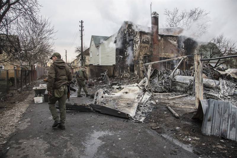 Avión derribado en Kiev, Ucrania