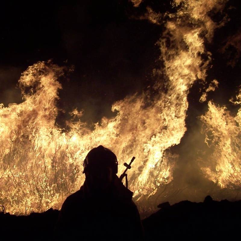 El incendio desde dentro: así es el trabajo de las Brigadas de Refuerzo de Incendios Forestales