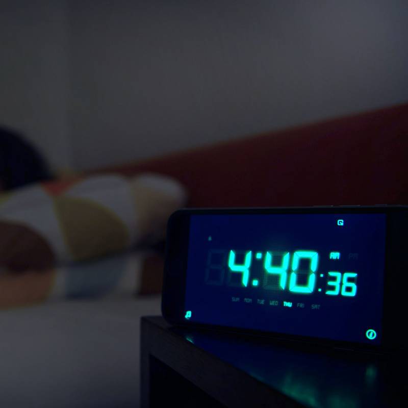 ¿Es bueno dormir 5 minutos más? Un estudio contradice las ideas tradicionales