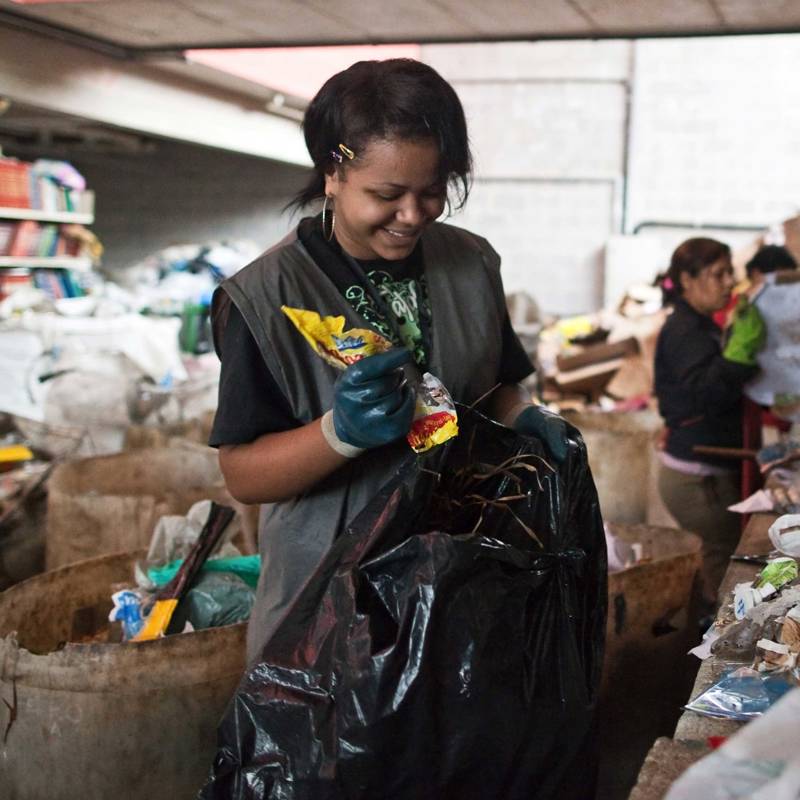 Así funciona el reciclaje inclusivo: economía circular con impacto social