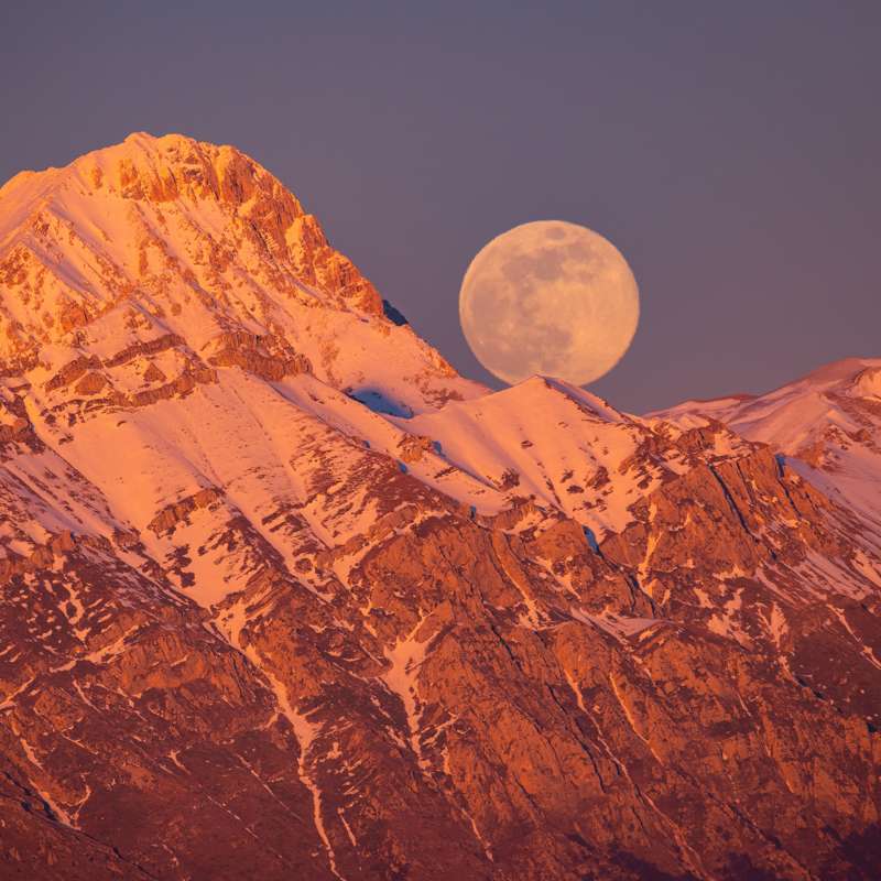 Así se vio la imponente Luna del Lobo, el plenilunio de este enero