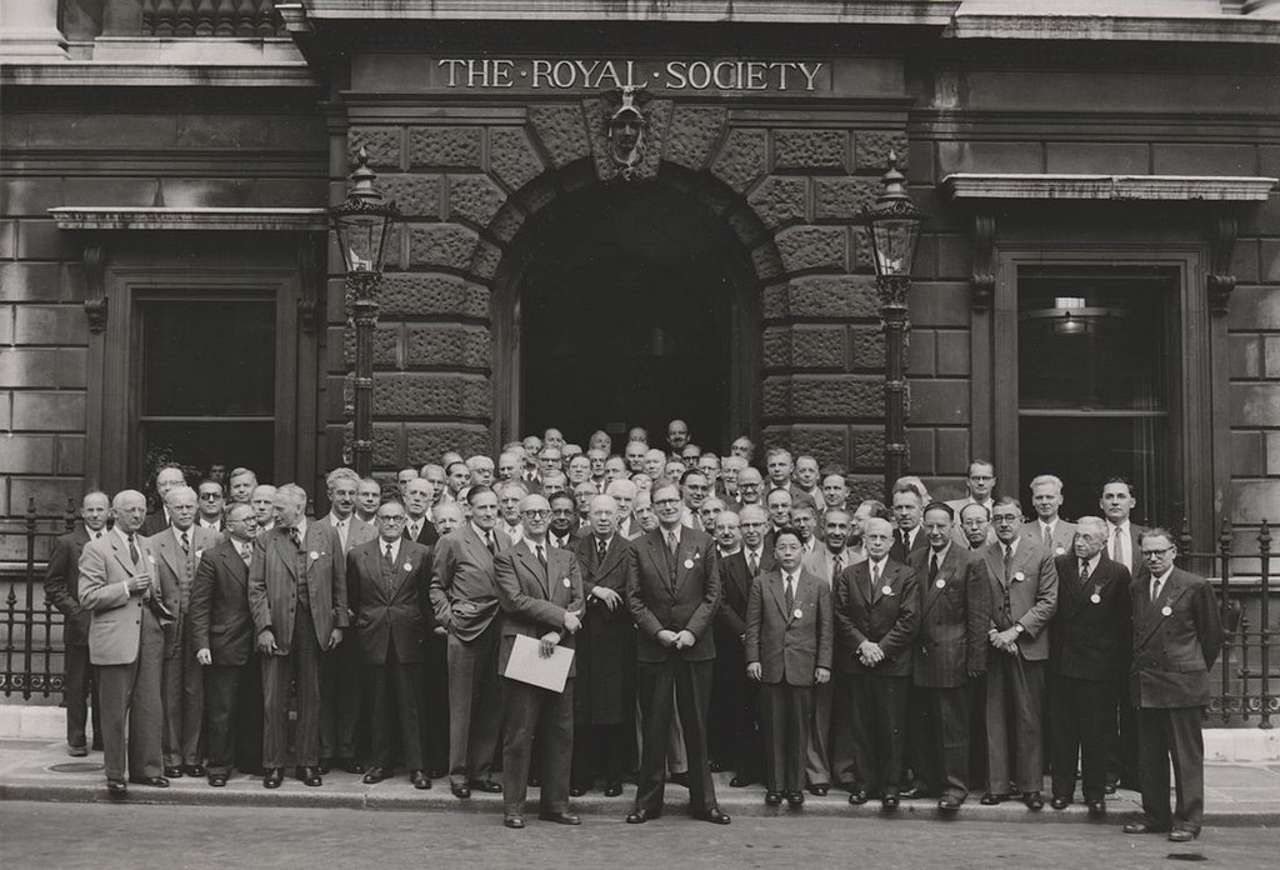 Royal Society: la sociedad que reunió a Einstein, Newton y Hawking