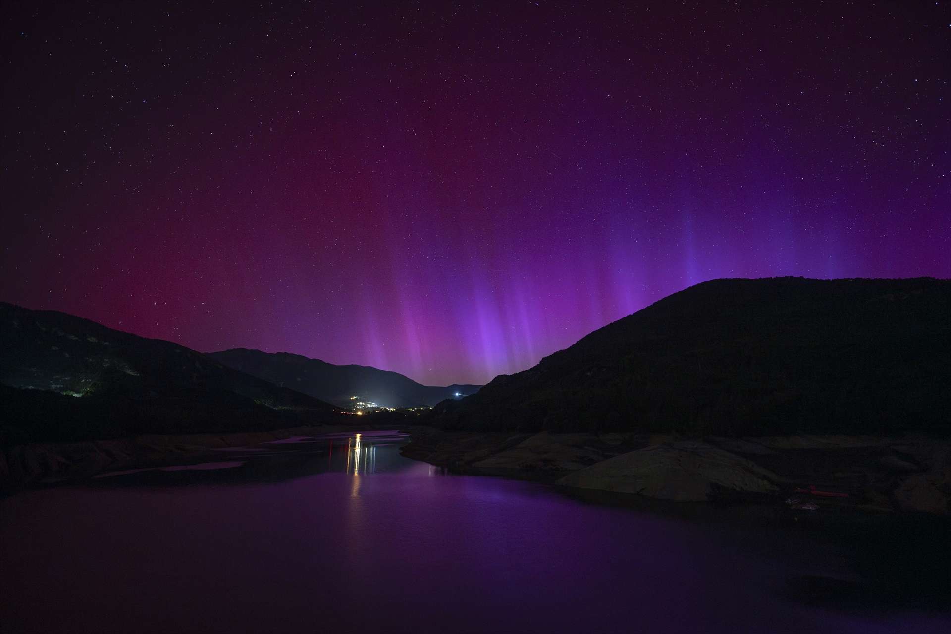 La aurora boreal ilumina los cielos de España y otros países del mundo