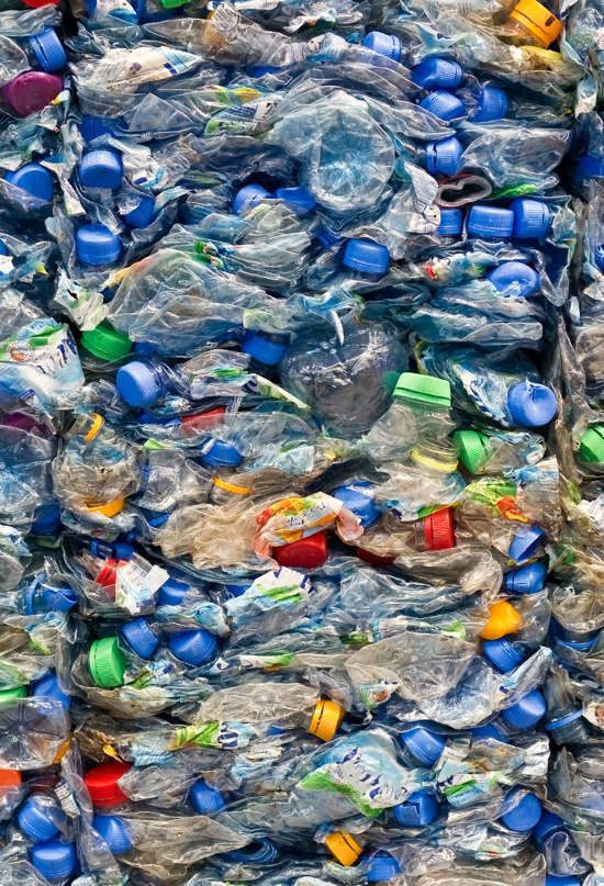 ¿Qué es el plástico y por qué tarda tanto en degradarse?
