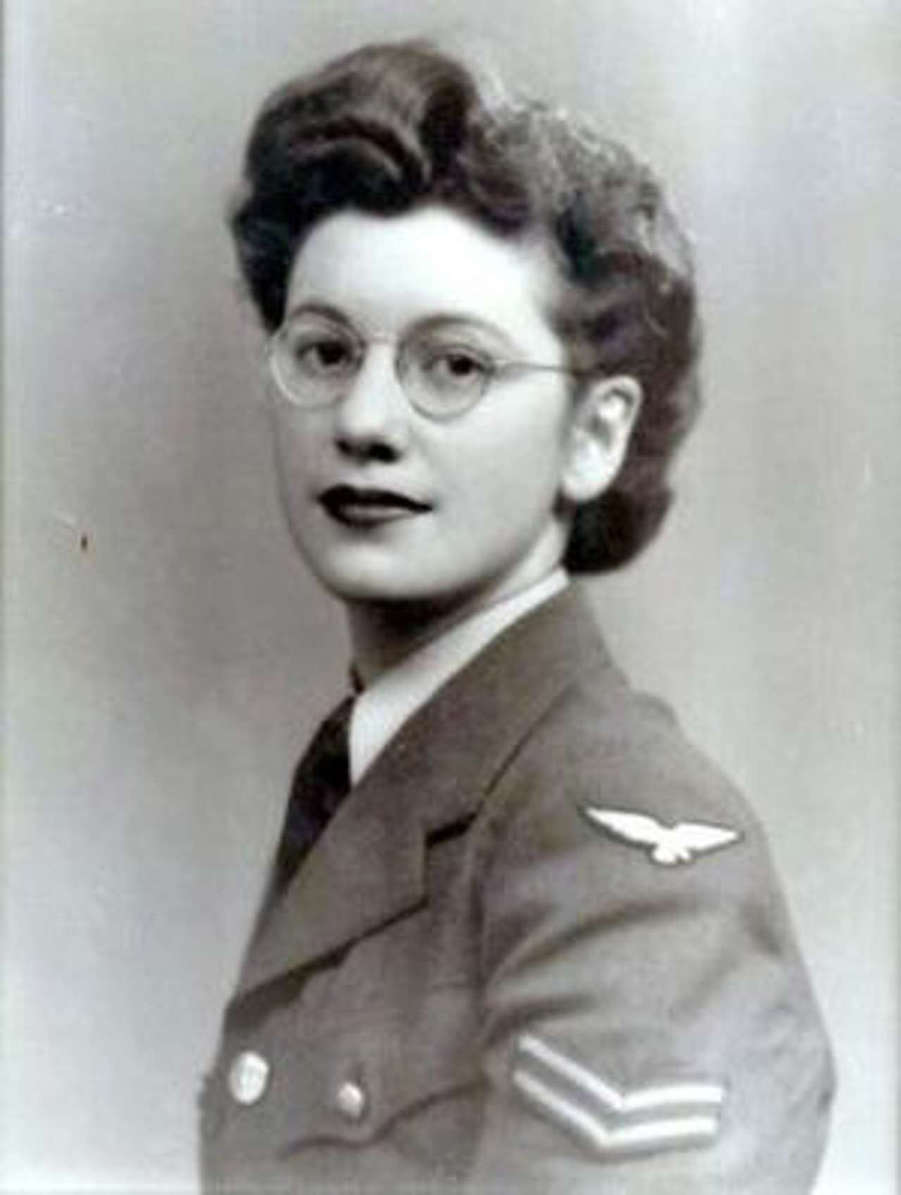 Joan Clarke La nica Cript loga Del Proyecto Enigma Joan Clarke La nica Cript loga Del Proyecto Enigma