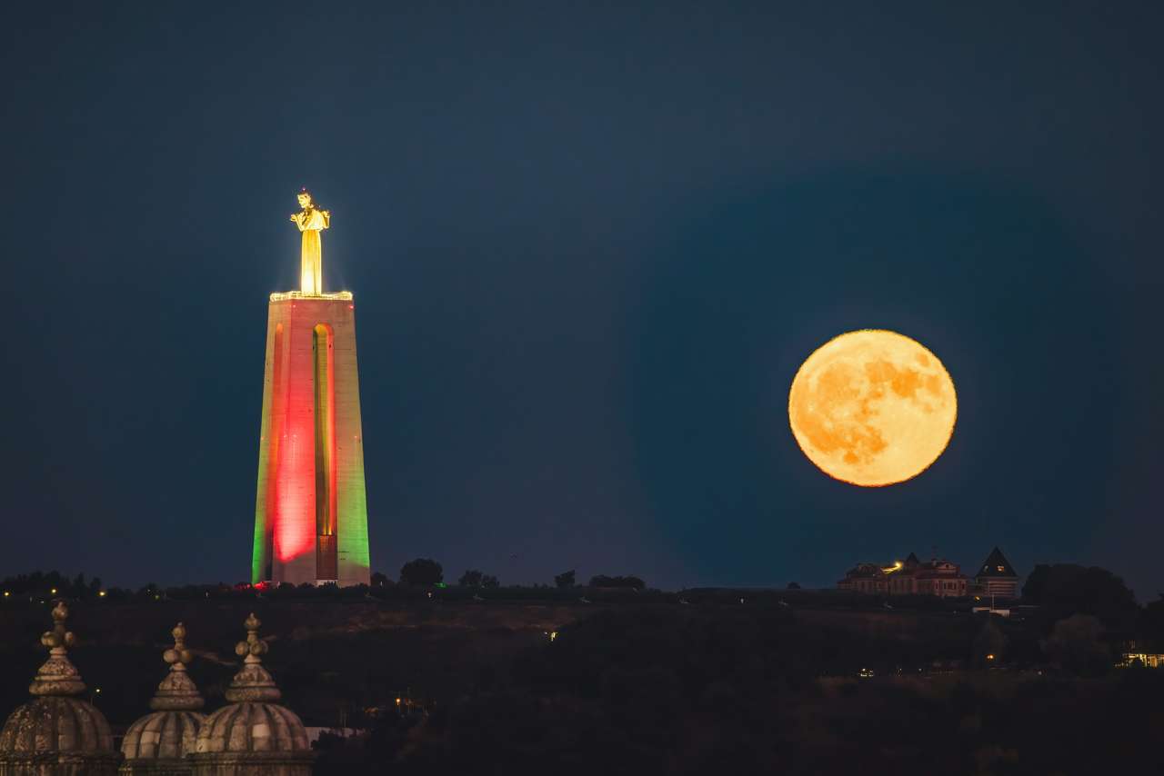 Las mejores fotos de la Superluna azul 2024 así fue el plenilunio de