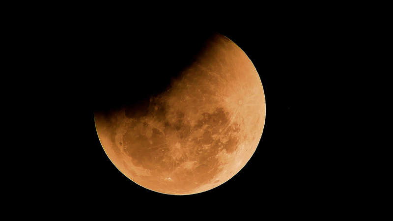 éclipse partielle de Lune