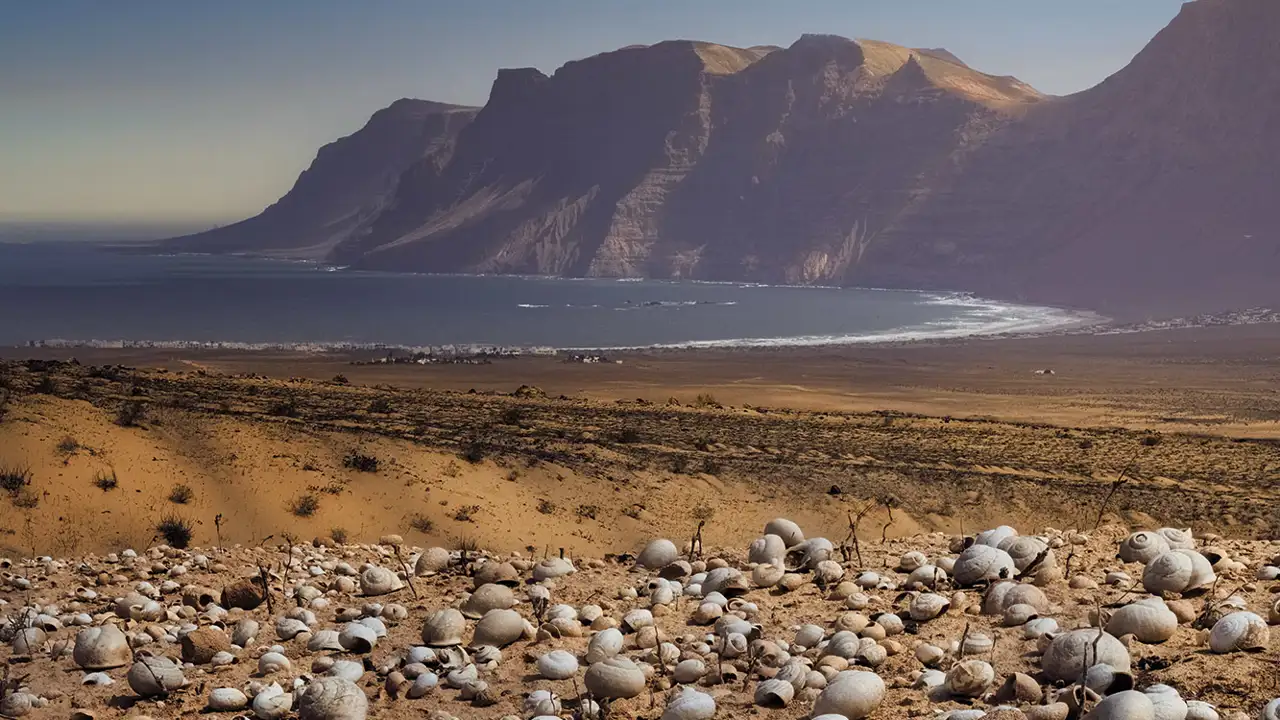 Jable de Famara, viaje al pasado