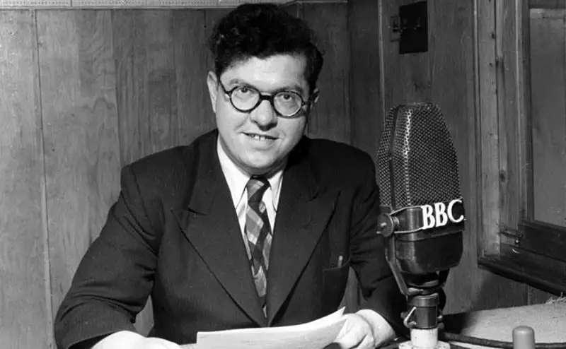 Fred Hoyle, el astrónomo que desafió la teoría del Big Bang