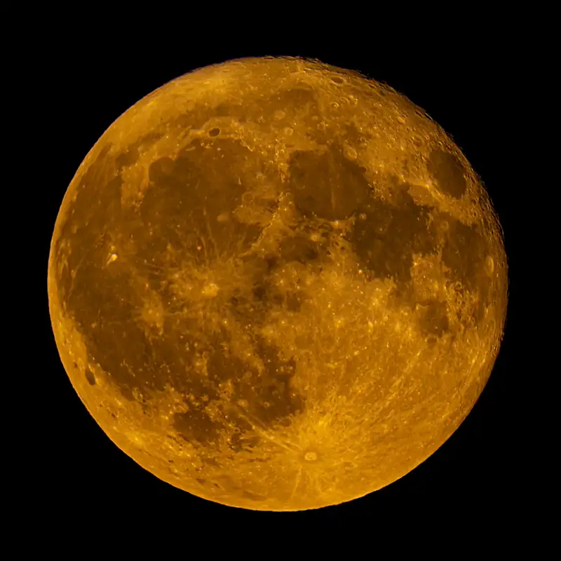 Cuándo y cómo ver la Luna de Sangre, el eclipse lunar total de marzo 2025