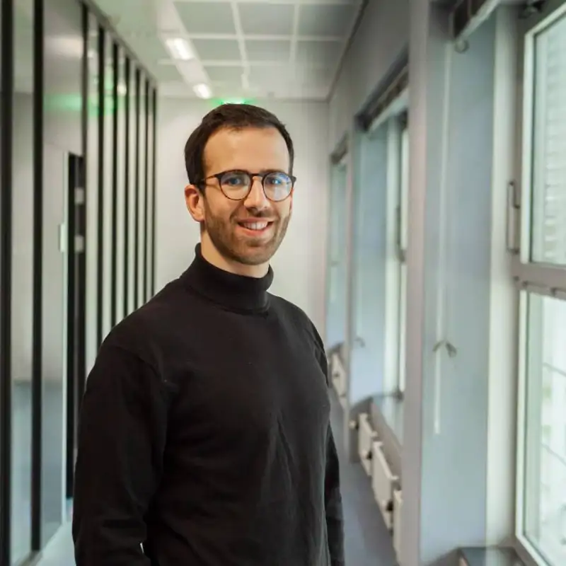 Óscar Pastor, investigador español en Stanford: "El futuro en la lucha contra el cáncer está en la protonterapia"