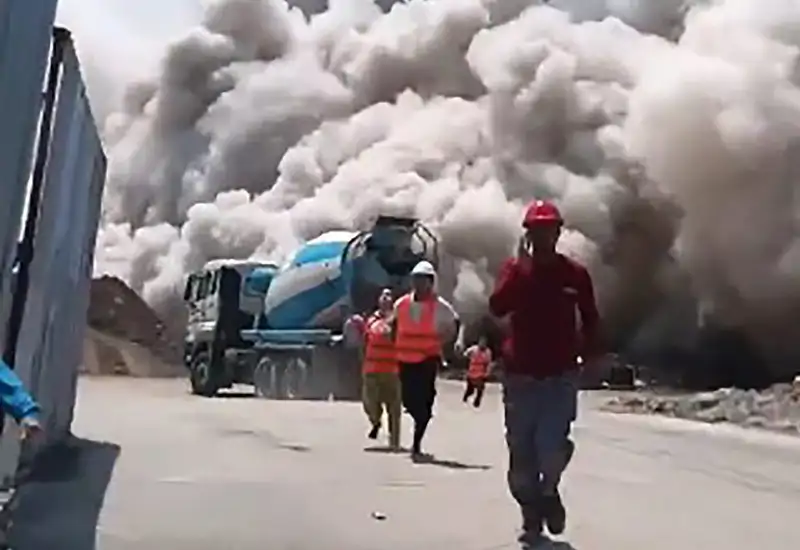 Derrumbada una estructura de 30 pisos