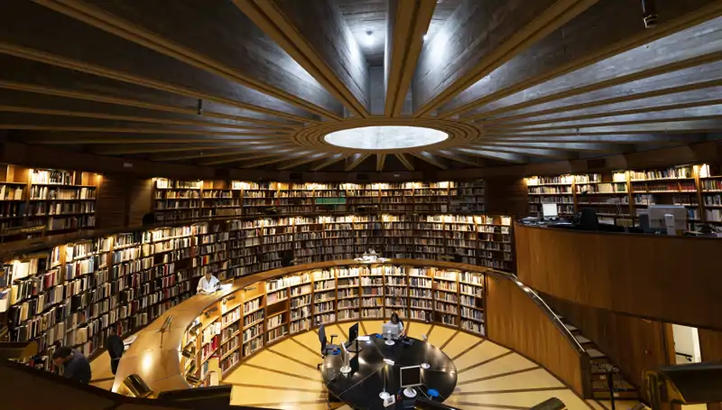 IPCE biblioteca