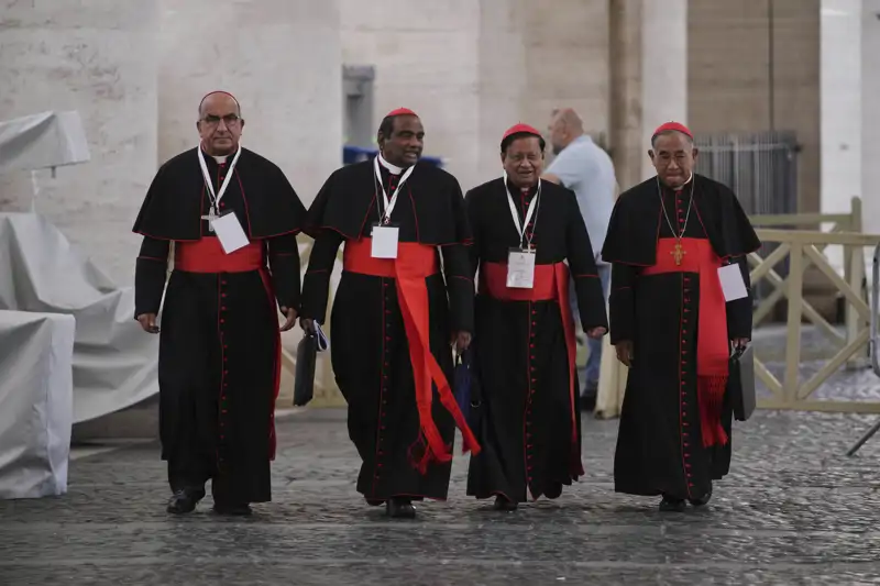 Cónclave en el Vaticano