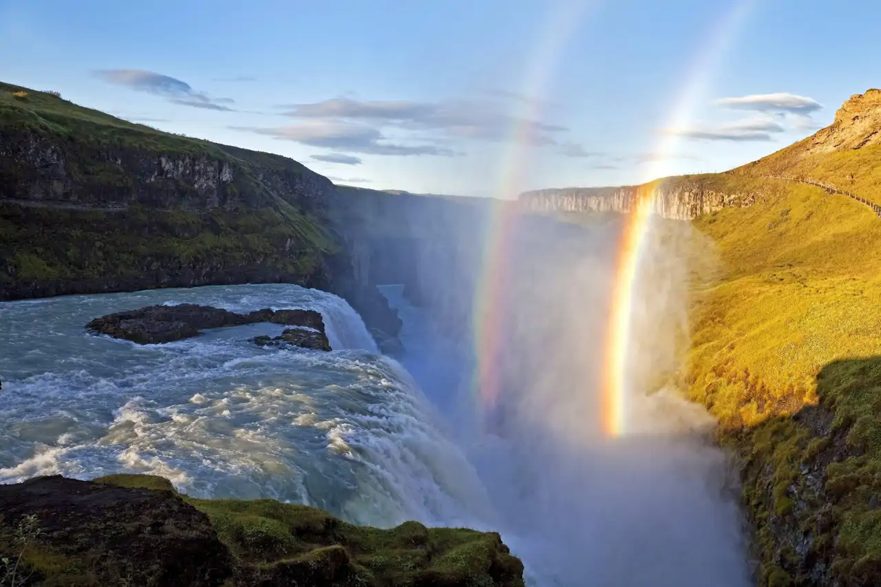 5  Gullfoss gullfoss waterfall and double rainbow, Golden Circle, Iceland (imago, blickwinkel,  Cordon Press)