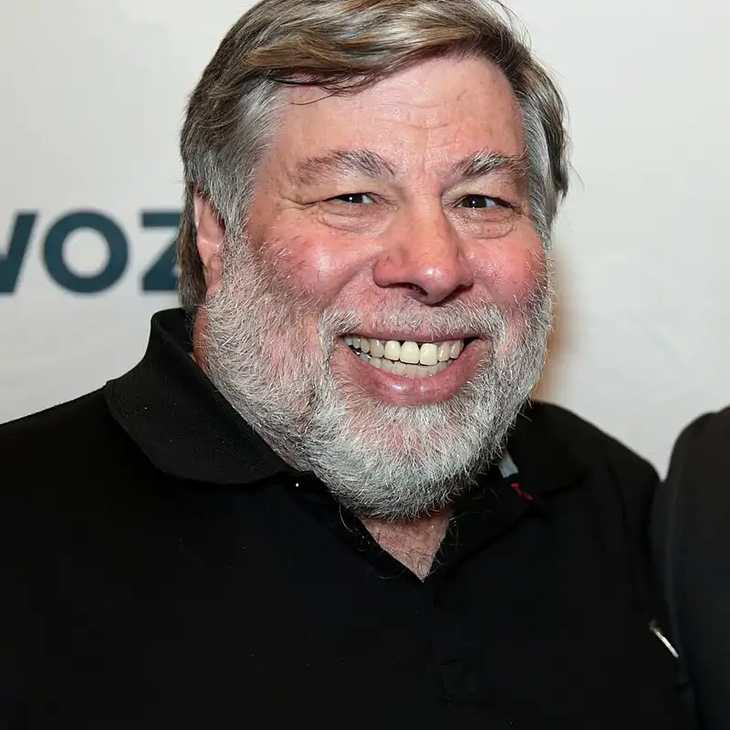 Steve Wozniak, cofundador de Apple: "La IA está abierta a los malos jugadores; es tan inteligente que quedará a merced de malas personas"