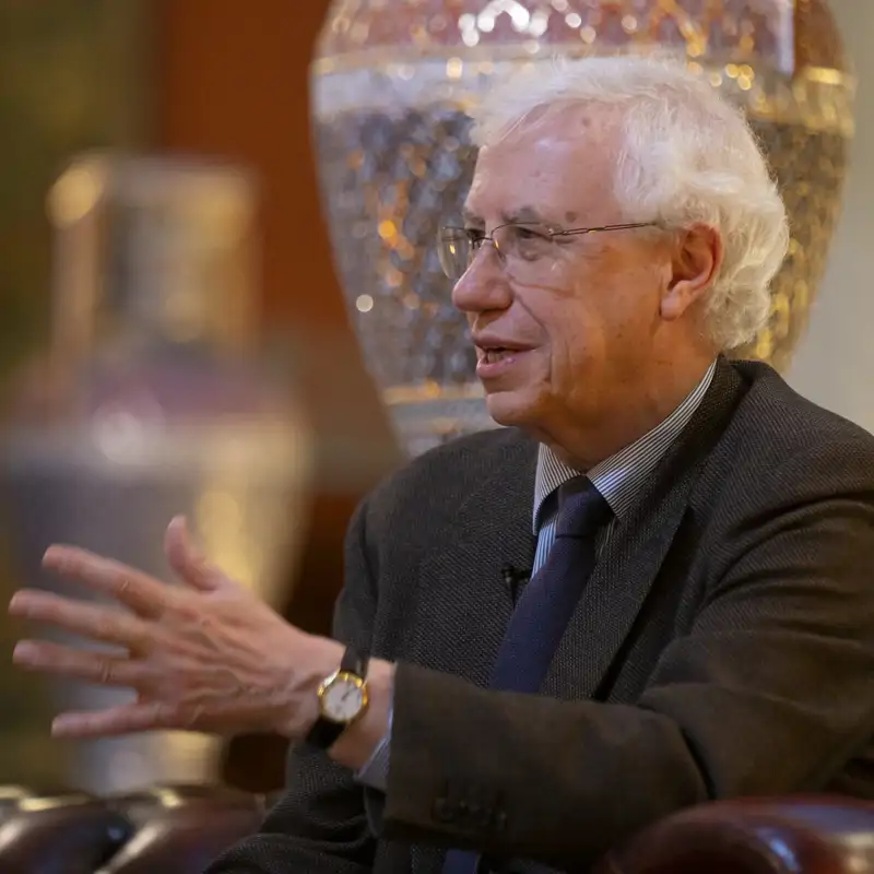 José Manuel Sánchez Ron, físico e historiador: "La física cuántica es la célula en torno a la que pivota nuestra civilización"