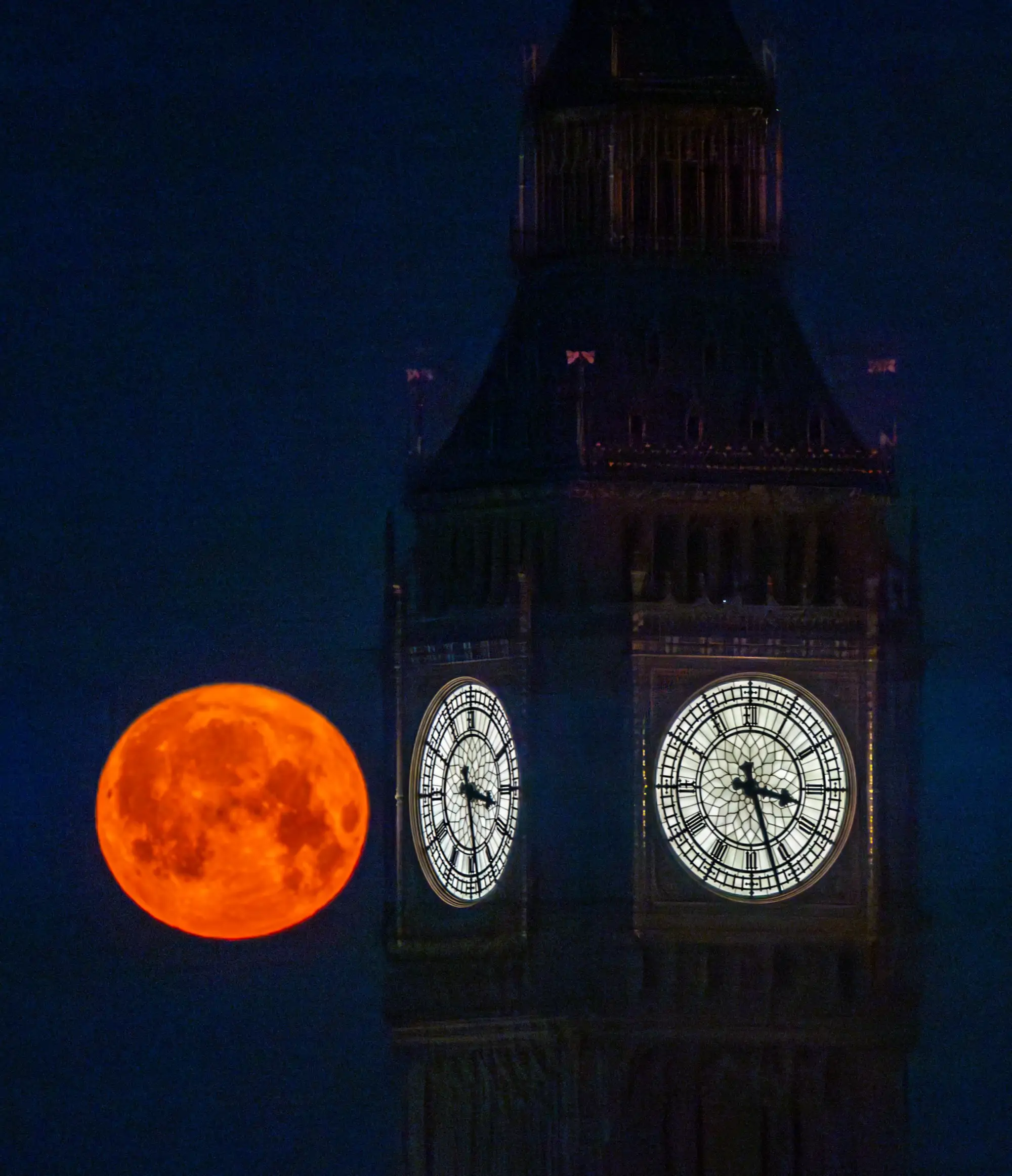 London Tower Strawberry Moon 