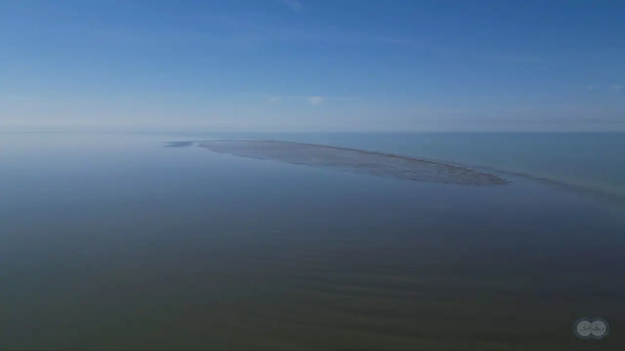 Surge de forma inesperada una nueva isla en el mar Caspio que podría convertirse en un santuario de aves y focas