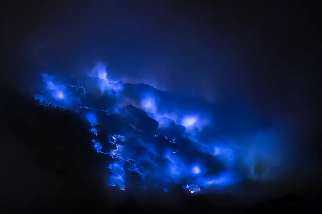 22-lava-azul_5a7f280e_250703175034_1280x853.webp