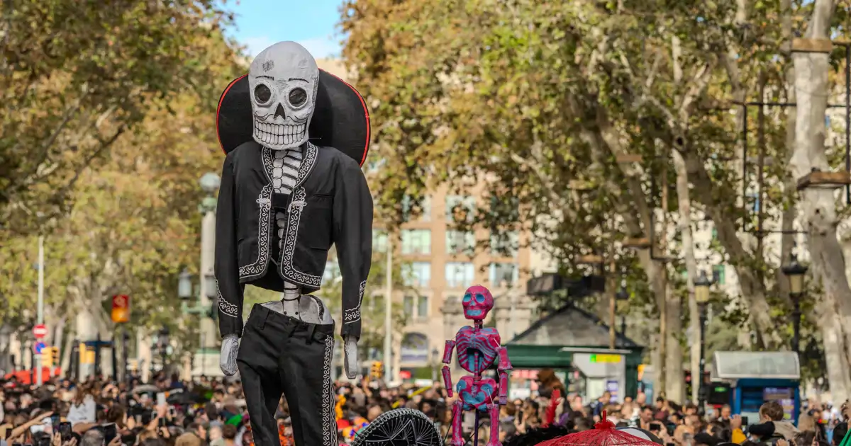 Castañas, Samhain y las tradiciones más curiosas de Halloween en España