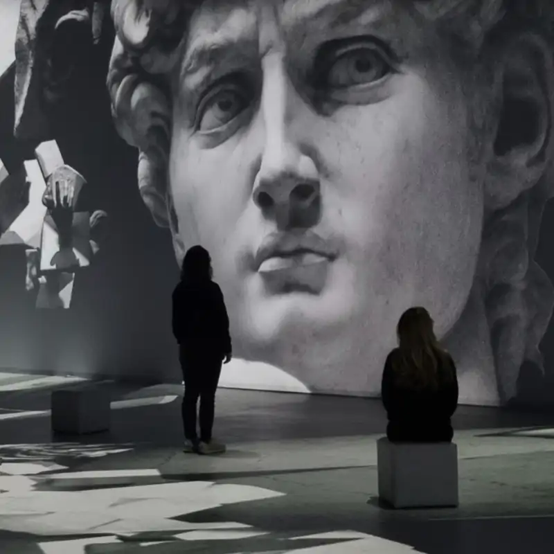 Cara a cara de genios: vive el reto entre Leonardo y Miguel Ángel