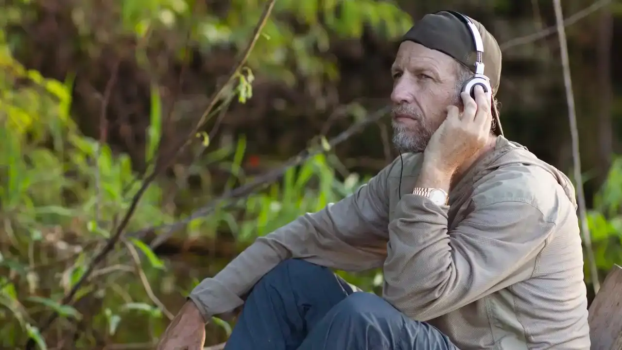 Una red de "oídos" y "ojos" en la selva para hacer frente a la emergencia climática
