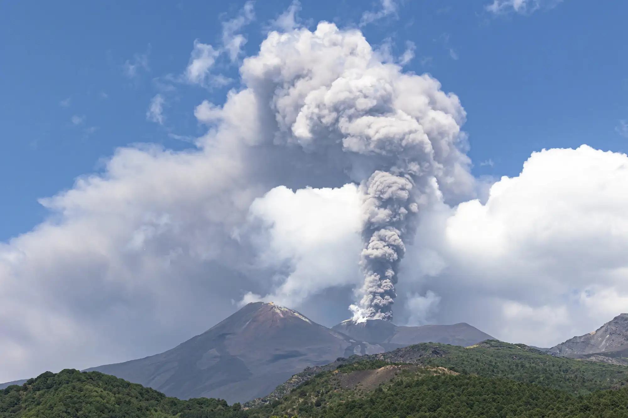 otra-vez-el-etna_cfa9df9e_018_260731113842_2000x1333.webp